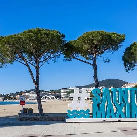 Le Palais De La Mer-4 By Interhome شقة *